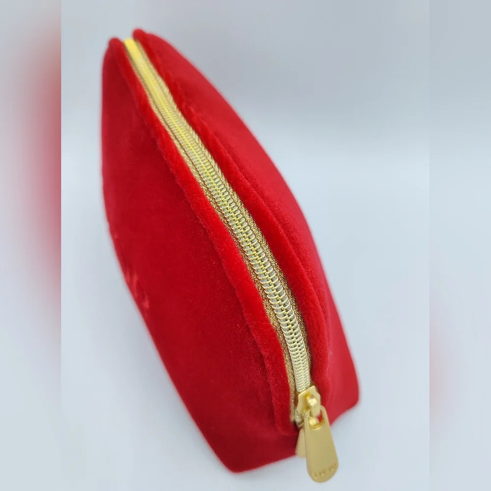 2024 DIOR Red Velvet Beauty Pouch Gold Zips Holiday VIP Cosmetic Bag NWOT - Picture 3 of 10